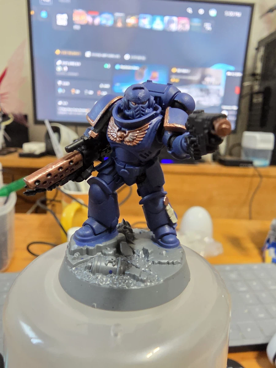 첫도색도전이자 입문인 워해머40k입니다._2.webp