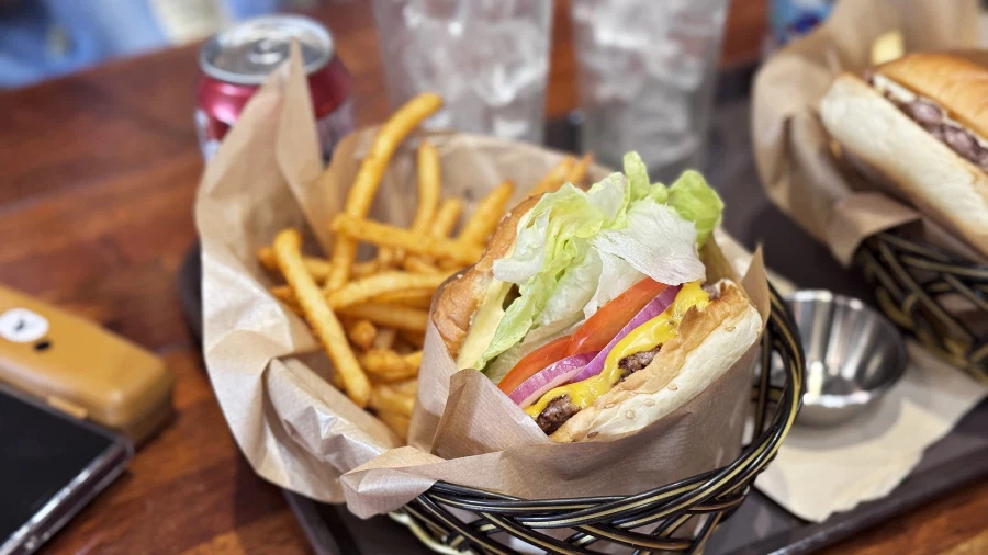 밖에서 밥 먹습니다 - 분당 야탑, 찰리스버거_3.webp