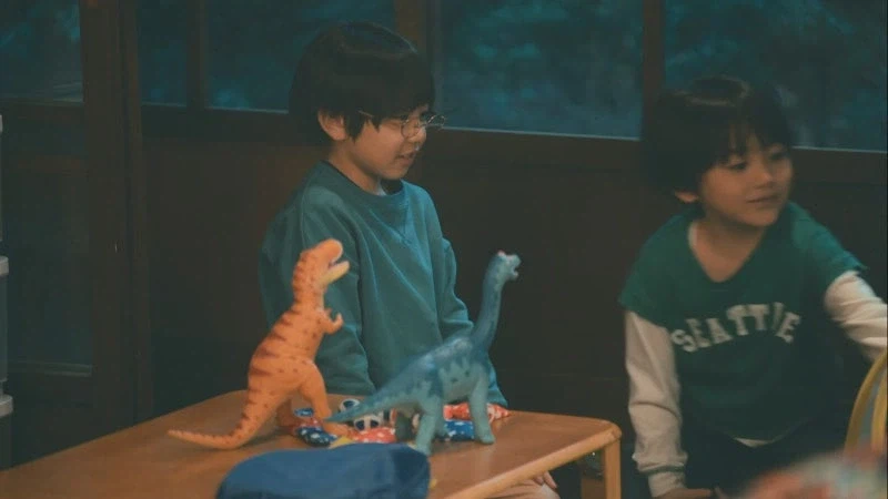 보조금 부정 수급으로 방과후 시설이 개박살이 나서 갈 곳이 사라진 어린아이들_37.webp