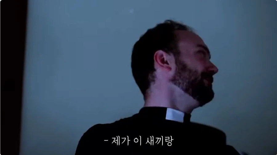 수 많은 악마를 퇴치한 베테랑 신부.JPG_16.webp