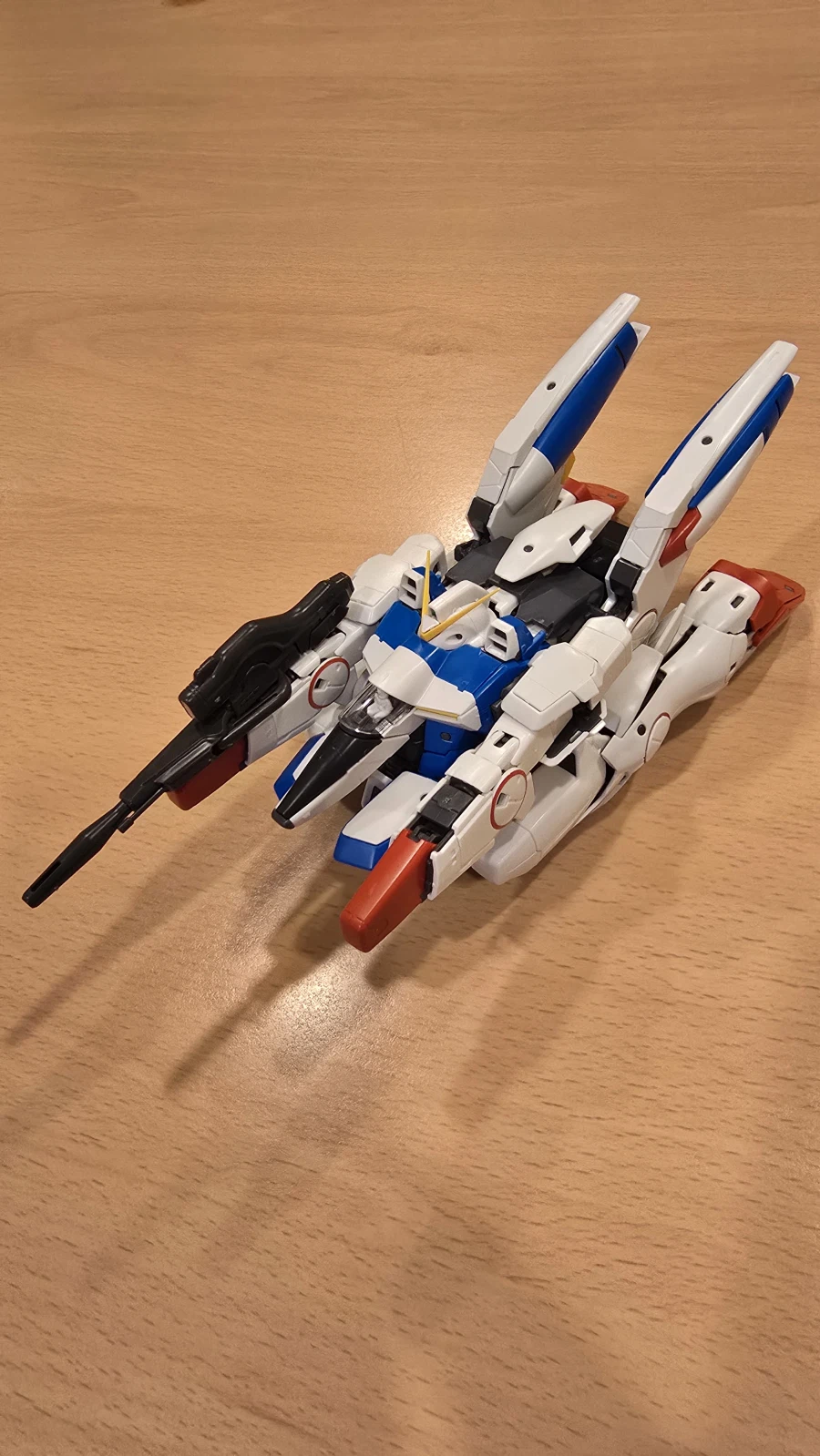 MG V건담 버카 일체형으로 변형해보았습니다._6.webp
