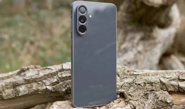 갤럭시 퀀텀6 펌웨어 업데이트_1.webp