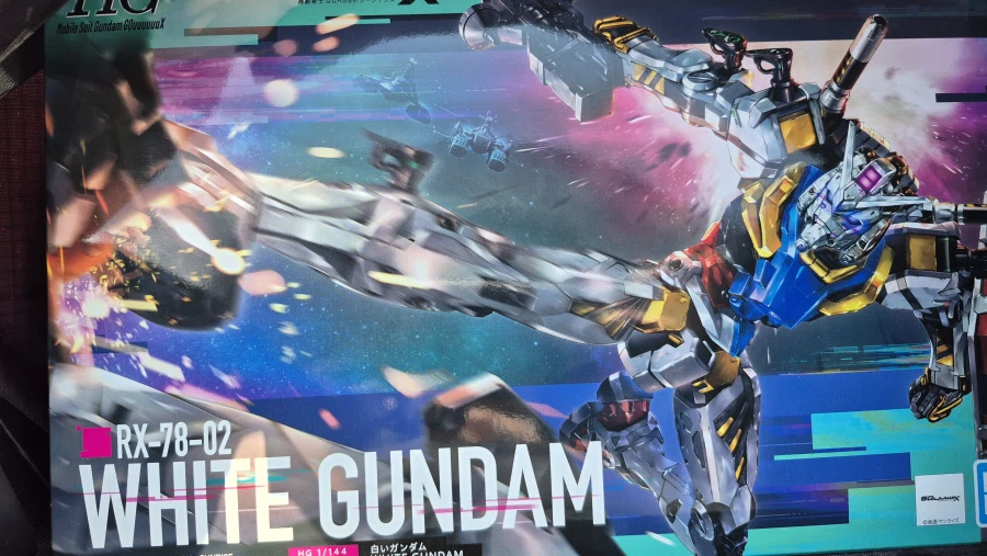 최근 만든 건프라 하얀건담 입니다._1.webp