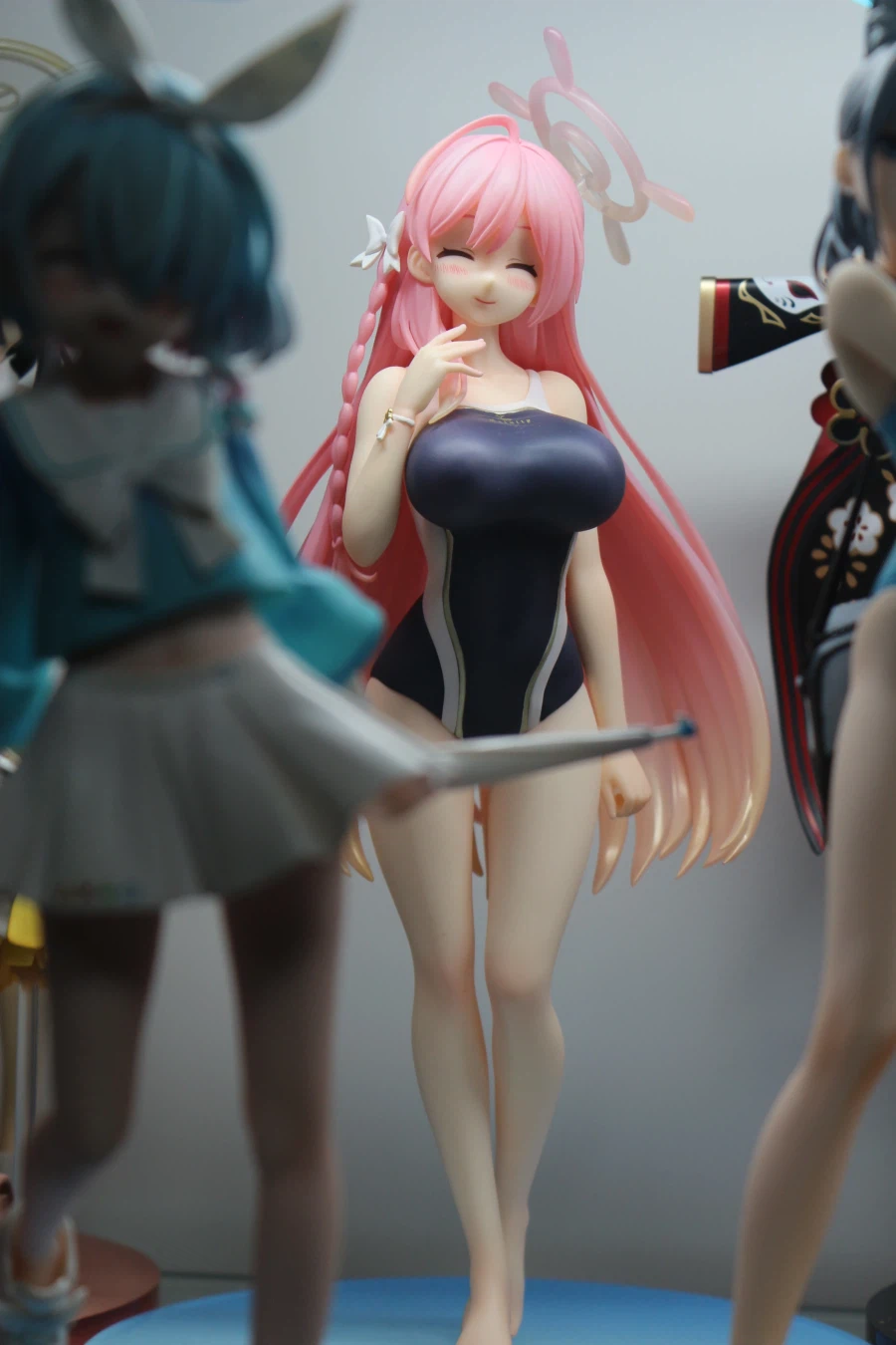 작년 5월부터 모은 블루아카이브 피규어들_3.webp