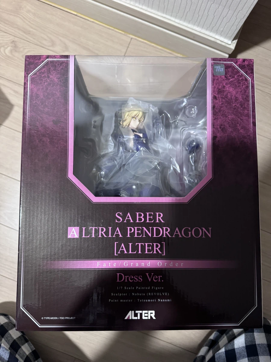 세이버 알터 오르타 드레스 피규어를 구했는데요_2.webp