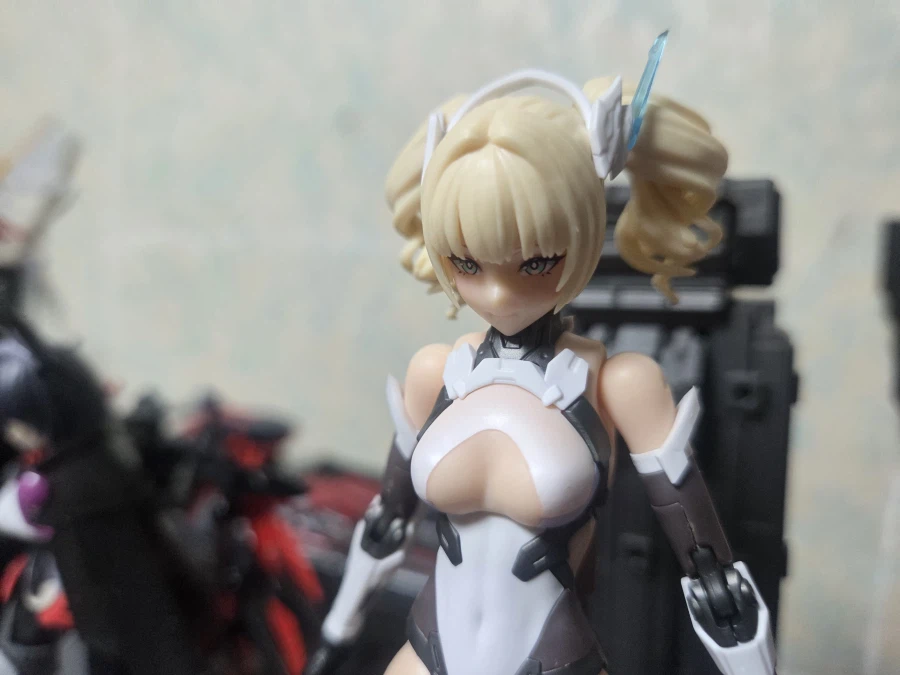 (장혼희) 팔콘 소체만 완성입니다._3.webp