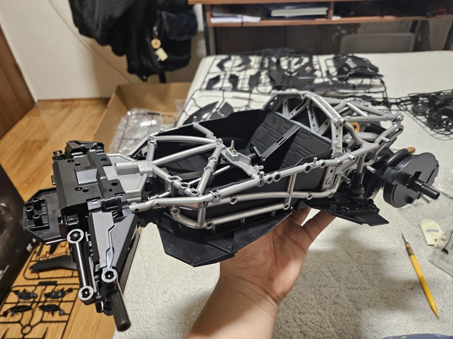 (희완사) 배트모빌 조립해봤습니다._1.webp