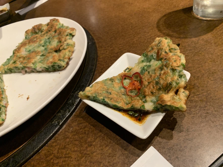 부추전 보쌈 꼬리곰탕_3.webp