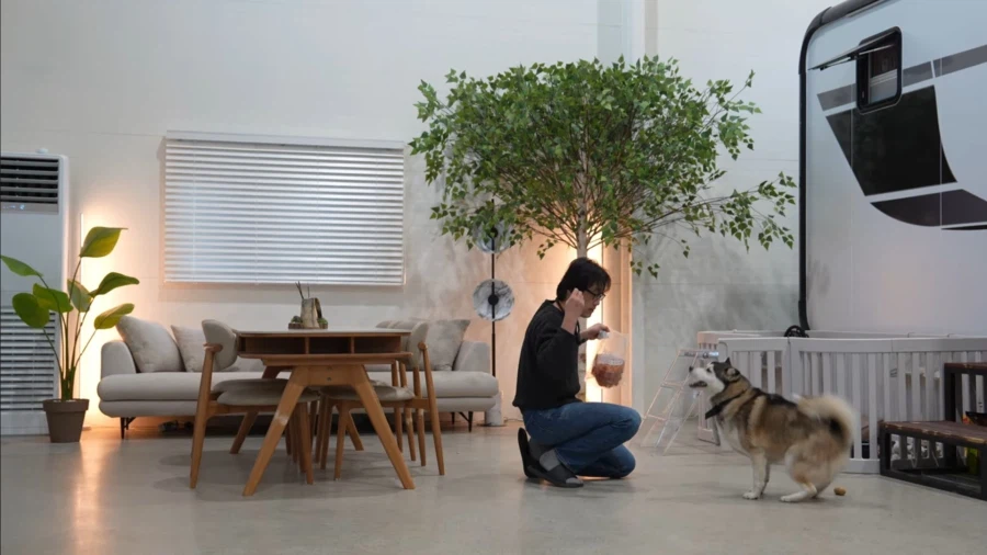 12년째 창고에서 산다는 유튜버_1.webp