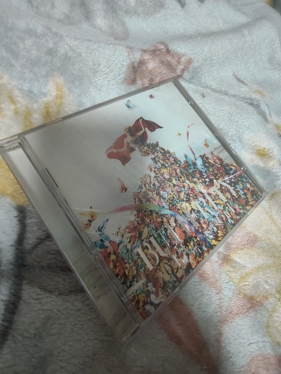 L'Arc~en~Ciel BUTTERFLY_1.webp