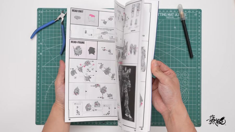 PG 언리쉬드 뉴 건담 샘플 소개 + 조립 영상_9.png