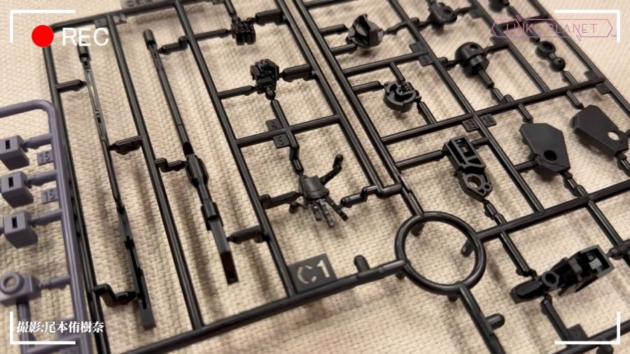 HGCE 1/144 레전드 건담 샘플 소개 영상_6.jpg