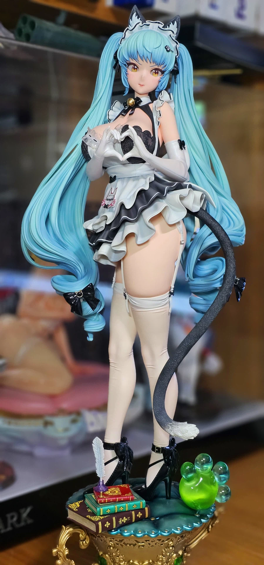 니케의 메이드 미쿠_1.webp