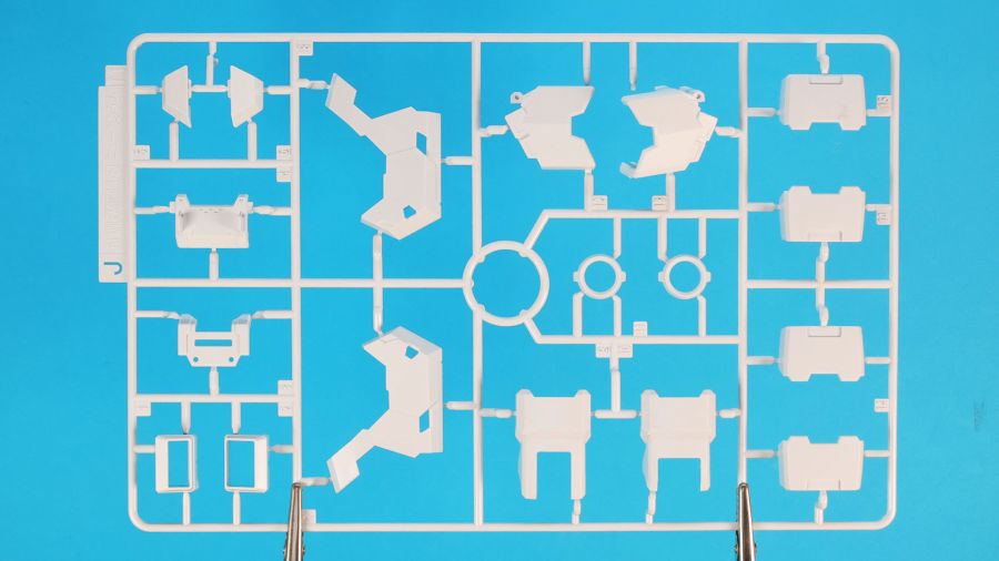 PG 언리쉬드 뉴 건담 런너 사진_13.jpg