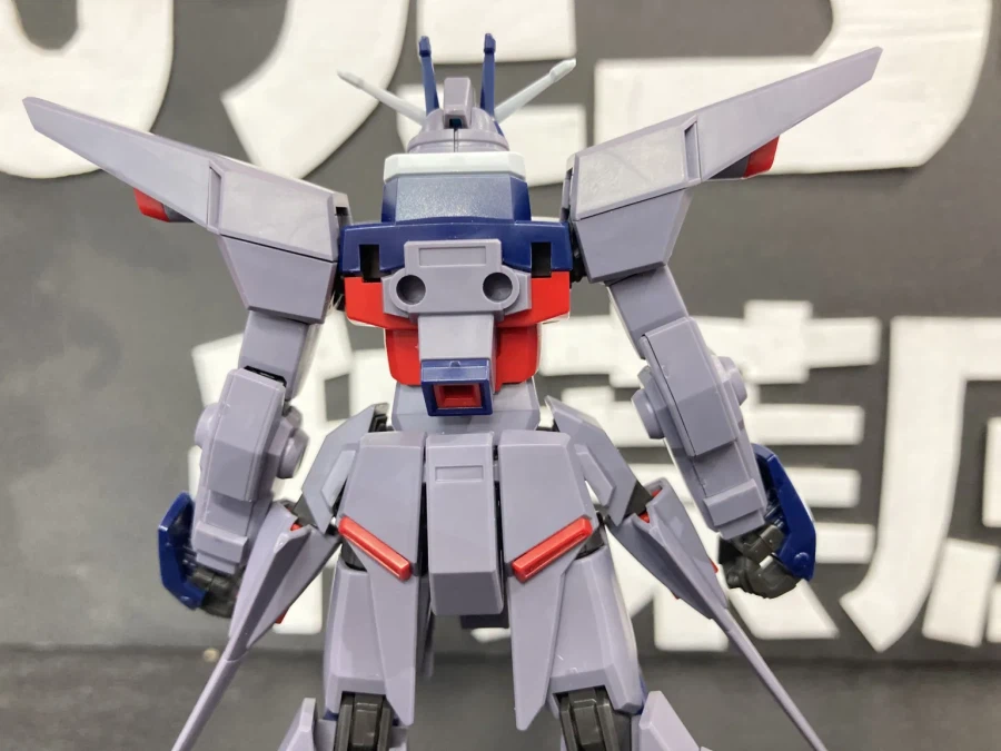 [반다이] HGCE 1/144 레전드 건담. 신판과 구판 비교 해외 리뷰_15.webp