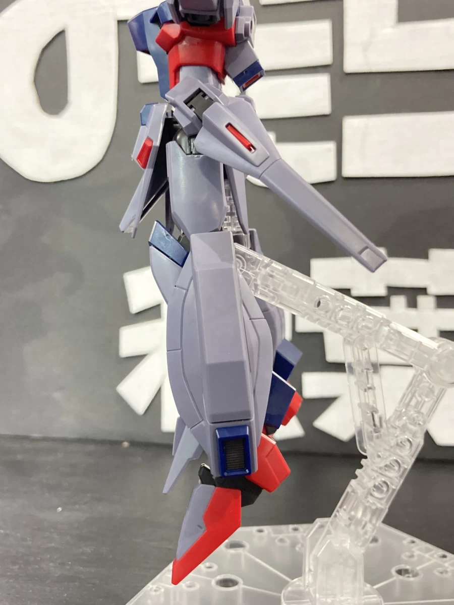 [반다이] HGCE 1/144 레전드 건담. 신판과 구판 비교 해외 리뷰_22.webp