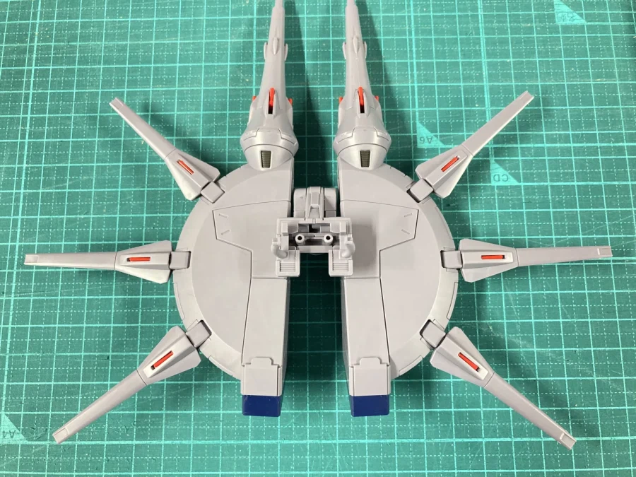 [반다이] HGCE 1/144 레전드 건담. 신판과 구판 비교 해외 리뷰_26.webp