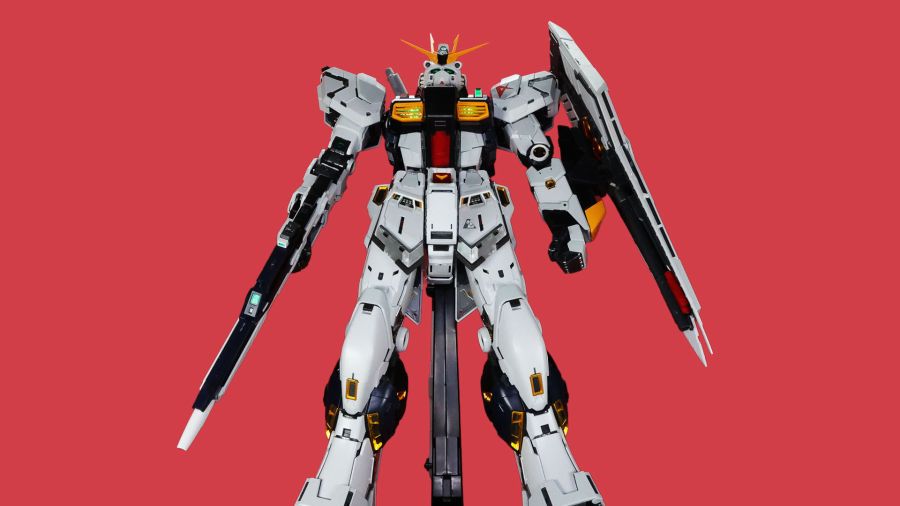 PG 언리쉬드 뉴 건담 롤아웃 포징 사진_9.jpg