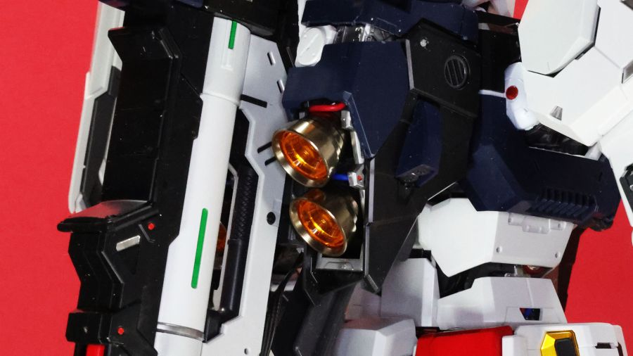 PG 언리쉬드 뉴 건담 롤아웃 포징 사진_39.jpg