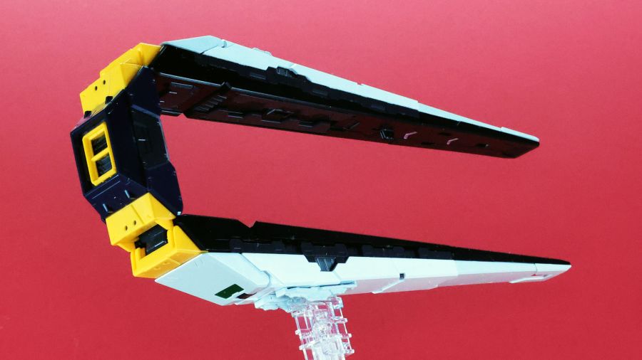 PG 언리쉬드 뉴 건담 롤아웃 포징 사진_53.jpg