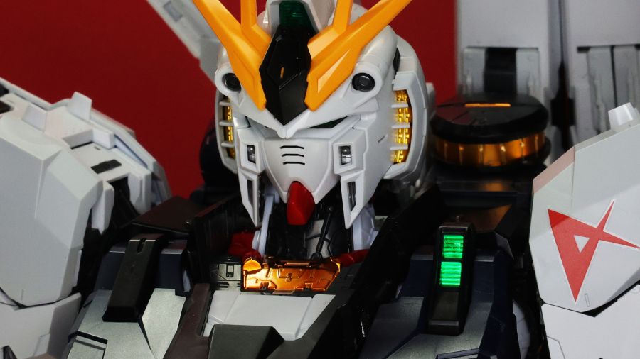 PG 언리쉬드 뉴 건담 롤아웃 포징 사진_72.jpg