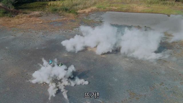 [가면라이더 갓챠드 & 기츠] 바보들의 행진_27.jpg