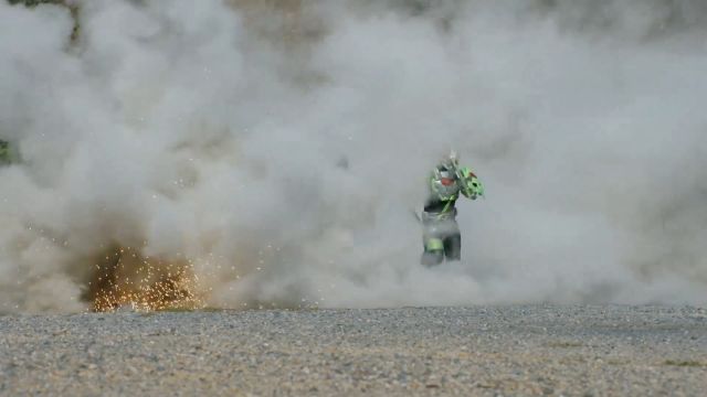 [가면라이더 갓챠드 & 기츠] 바보들의 행진_42.jpg