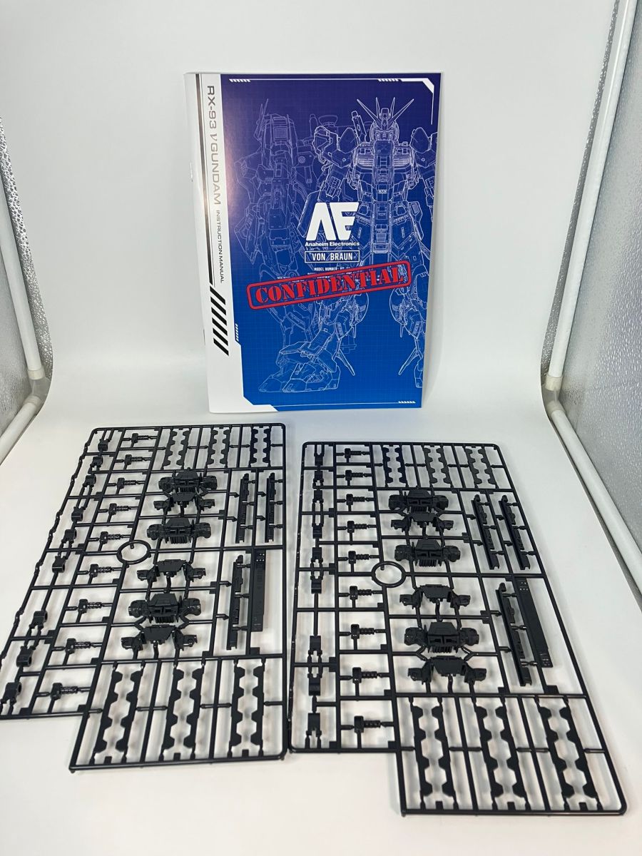 PG 언리쉬드 뉴 건담 본체 가조립 사진_13.jpg