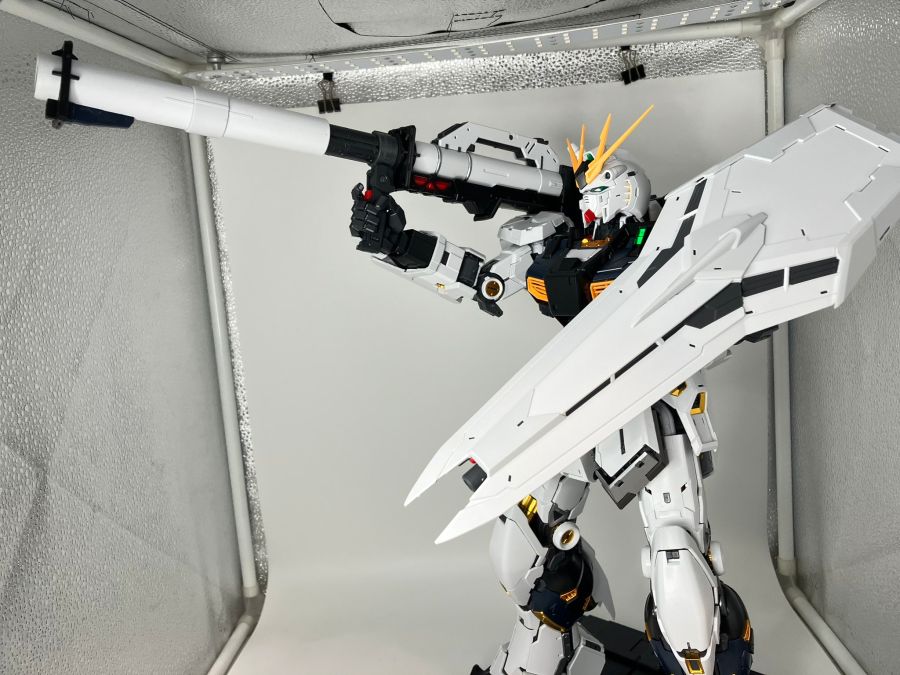 PG 언리쉬드 뉴 건담 본체 가조립 사진_26.jpg