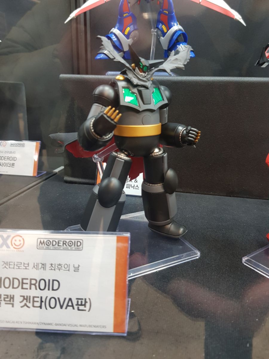 [굿 스마일] MODEROID 블랙 옥스 태양의 사자판 외 전시 사진_15.jpg