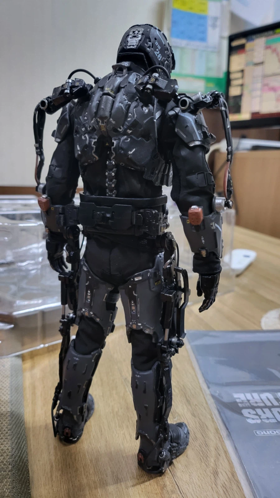 gong x popmart 미래전투 "타일러"_8.webp