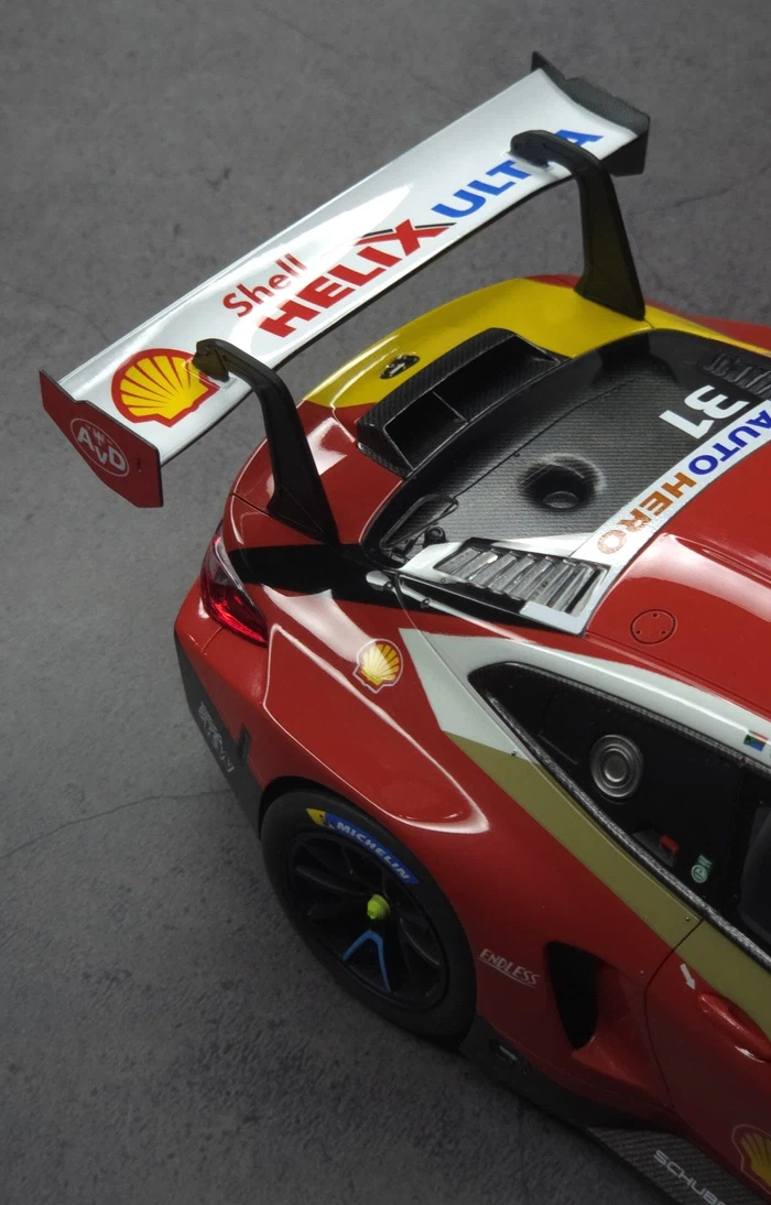 [Nunu] 가장 강력한 BMW 1/24 M4 GT3 2022 챔피언 머신 완성_13.webp