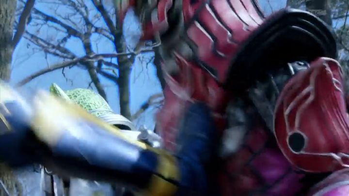 [가면라이더 가이무] 한 번으로 끝나버린 동맹_28.jpg