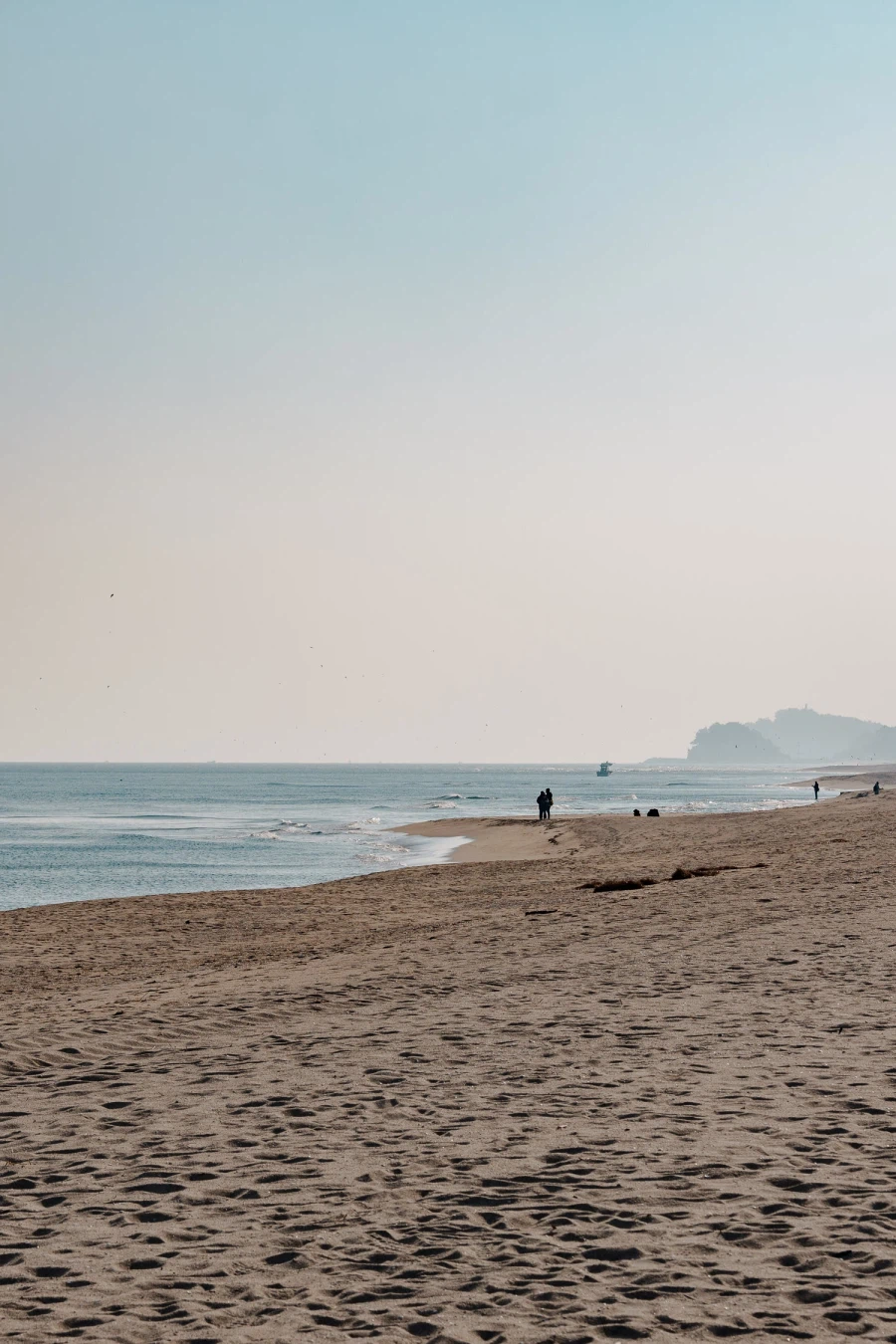 SEL2470GM2 | 가장 투명한 겨울의 파랑_6.webp