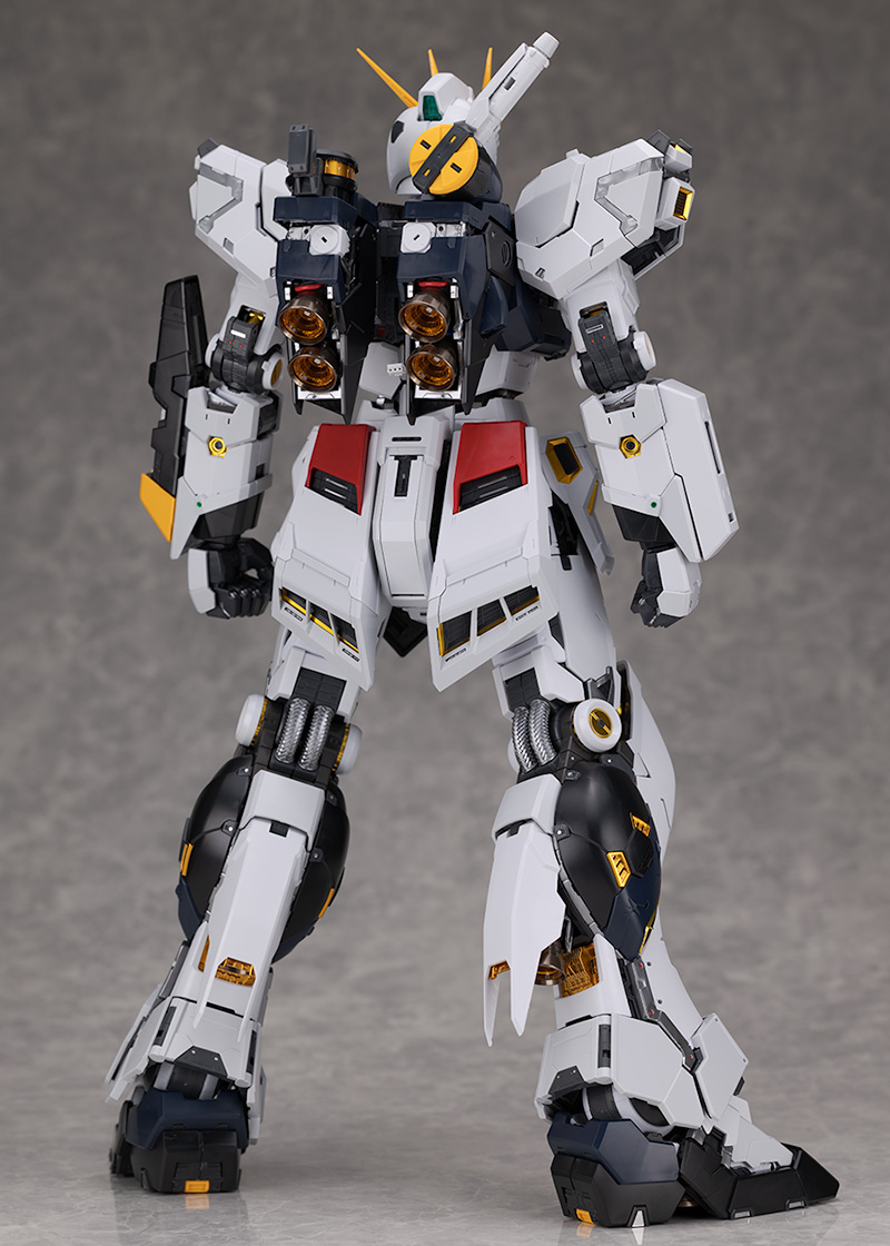 PG 언리쉬드 뉴 건담 해외 리뷰: 본체편 (스크롤 주의)_86.jpg