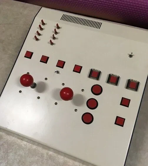 도트찍던 시절을 알려주는 도트장인 할아버지_2.webp