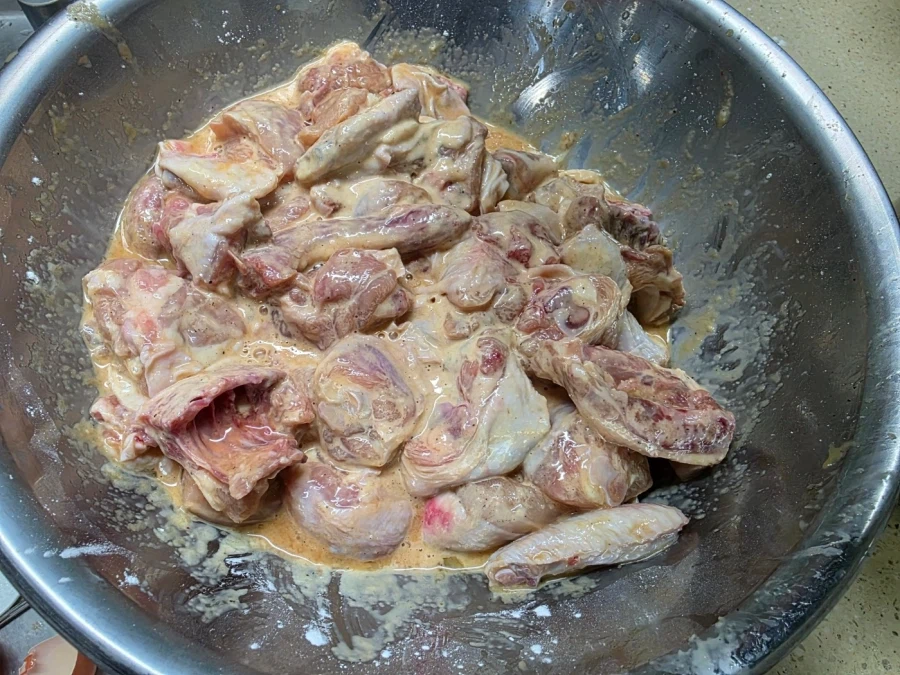 직장에서 3천원씩 걷어서 해먹는 점심 치킨_4.webp