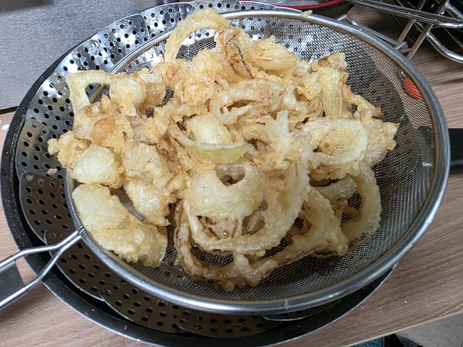 직장에서 3천원씩 걷어서 해먹는 점심 치킨_9.webp