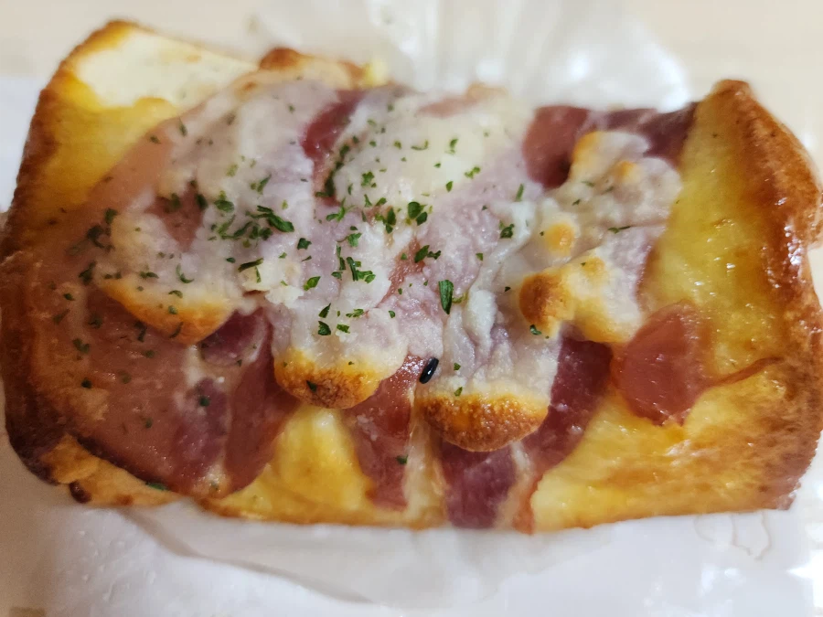 잠봉뵈르, 베이컨롤, 햄치즈소금빵_5.webp