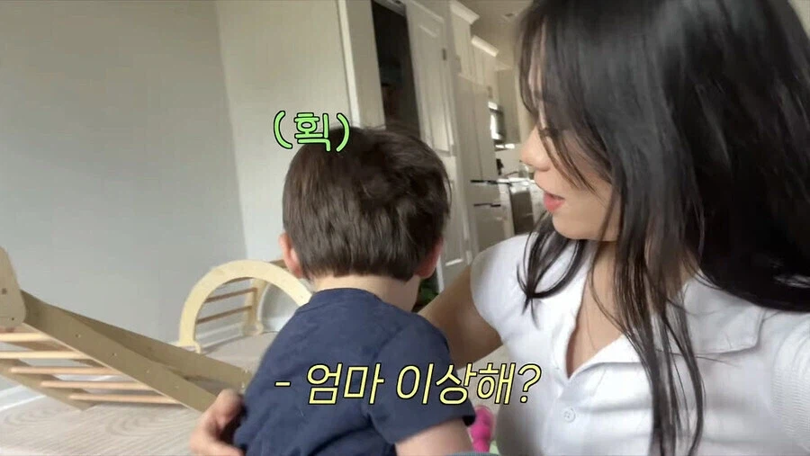 A-화장한 한국 주부_6.webp