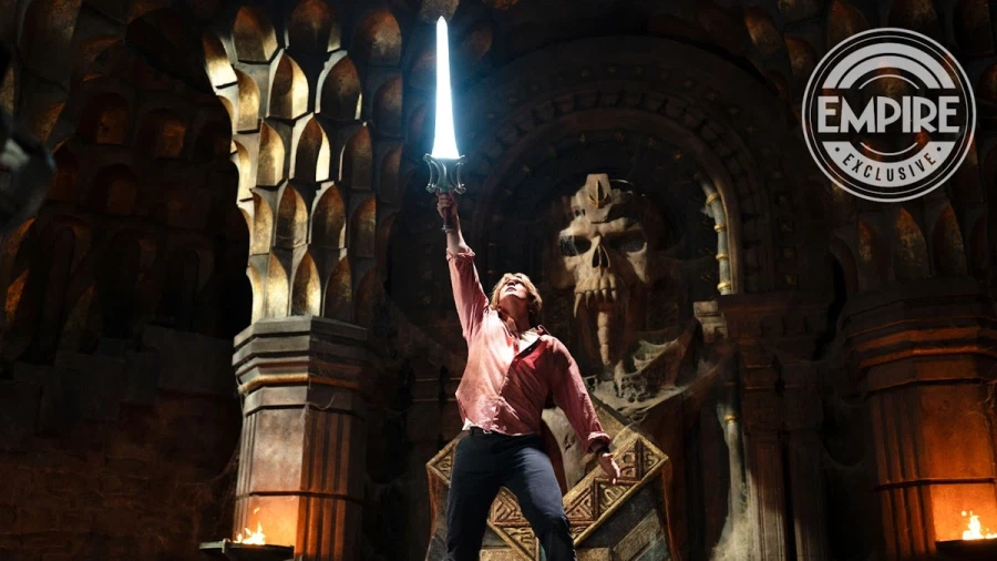 '마스터즈 오브 더 유니버스' 새로운 스틸 & 엠파이어 매거진 커버 아트_3.webp