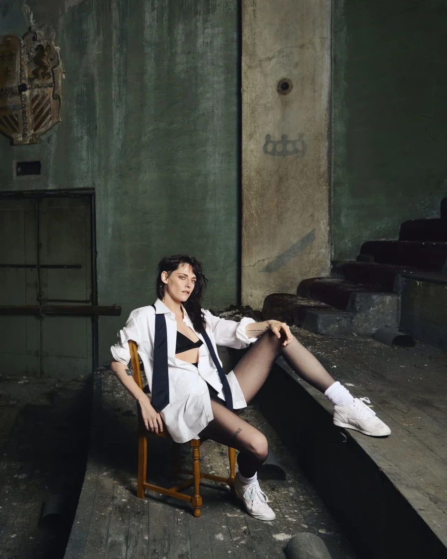 크리스틴 스튜어트 100년된 극장매입 재개장 예정_4.webp