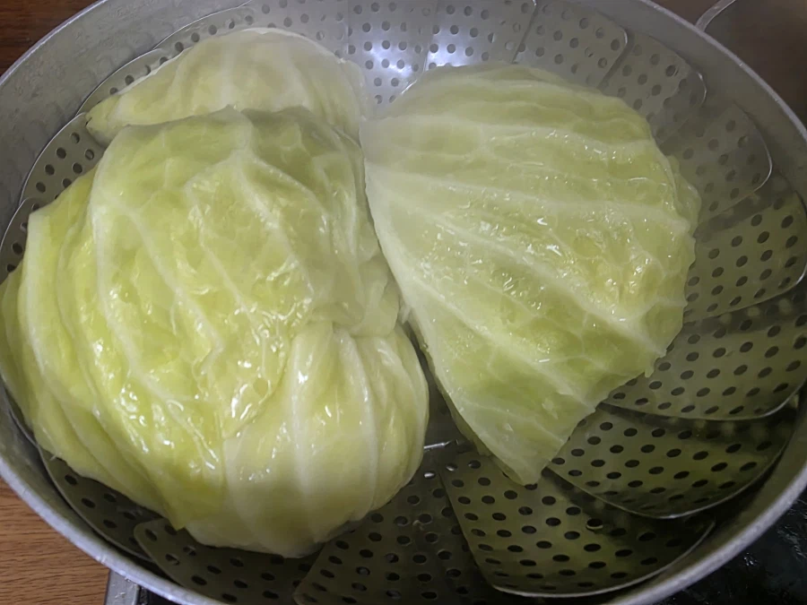 직장에서 3천원씩 걷어서 해먹는 점심 양배추제육쌈밥_3.webp