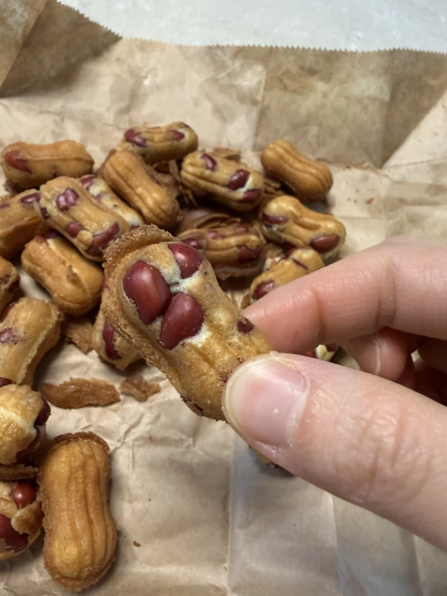 (사람에따라징그러울수있음) 군산 땅콩많이 땅콩빵_2.webp