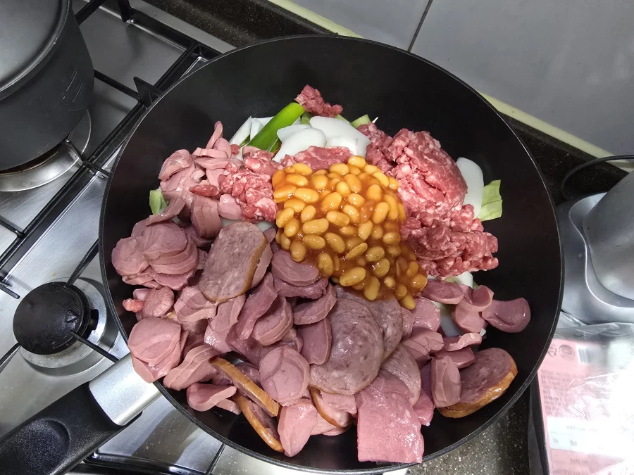 오늘은 부대볶음._1.webp