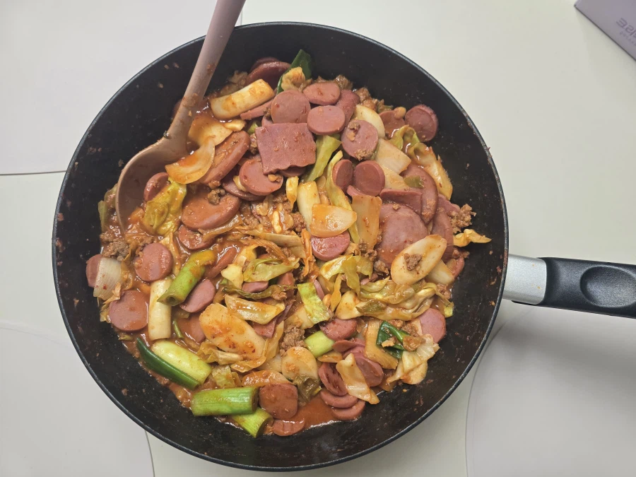 오늘은 부대볶음._2.webp