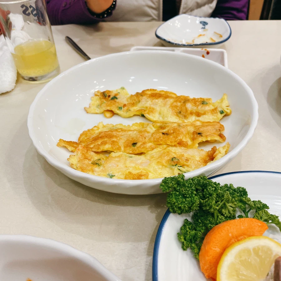 돼억시니) 출장왔다 얻어먹은 한정식_3.webp