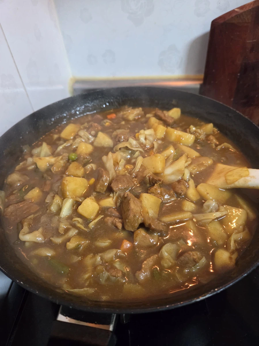 주말 내내 먹을 카레!_2.webp