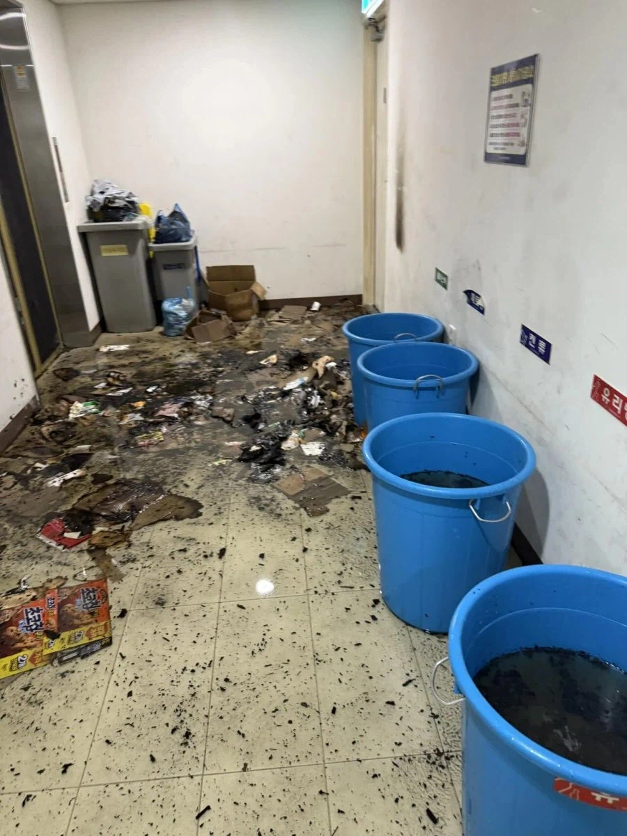 58층 아파트에서 수배중인 흡연자......._2.webp