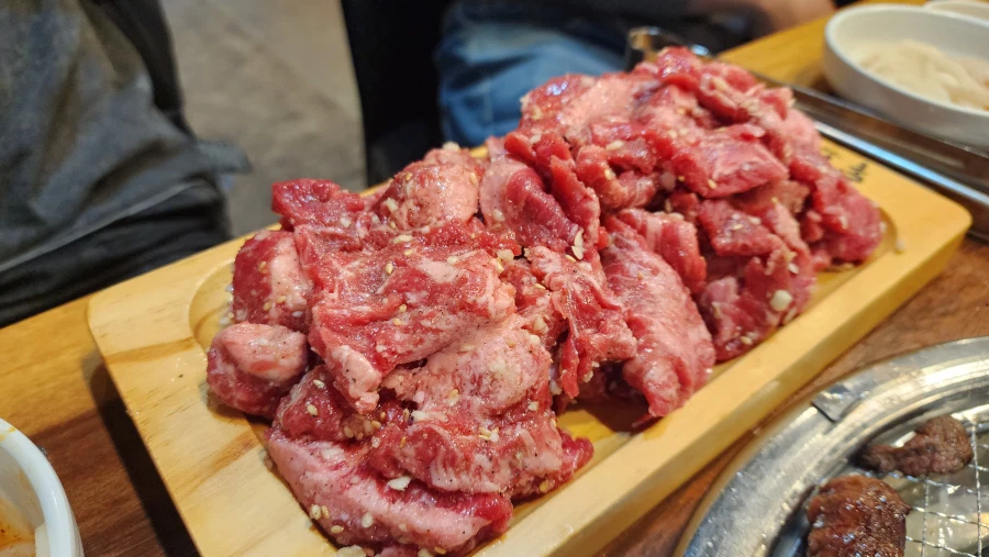 후배들 일 시키고 밥 사주기_2.webp